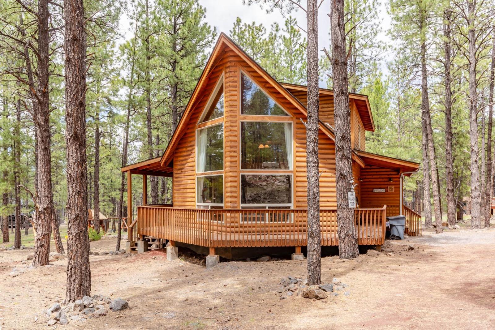 Moose Manor Main image 1