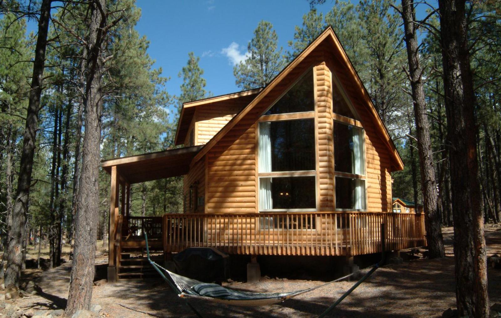 Moose Manor Main image 2